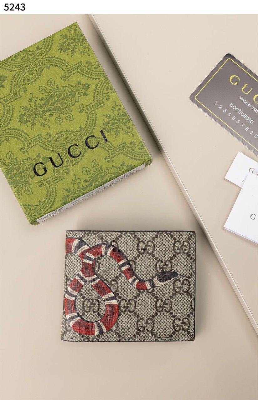 #구찌 [GUCCI] 수입고급 베스트리에 킹스네이크 프린트지갑 신상 입고💢 