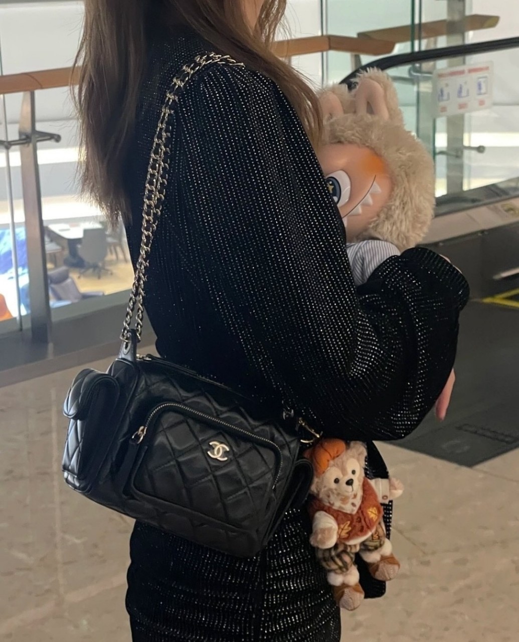 샤넬 스몰 카메라 케이스 램스킨 금장.해외수입