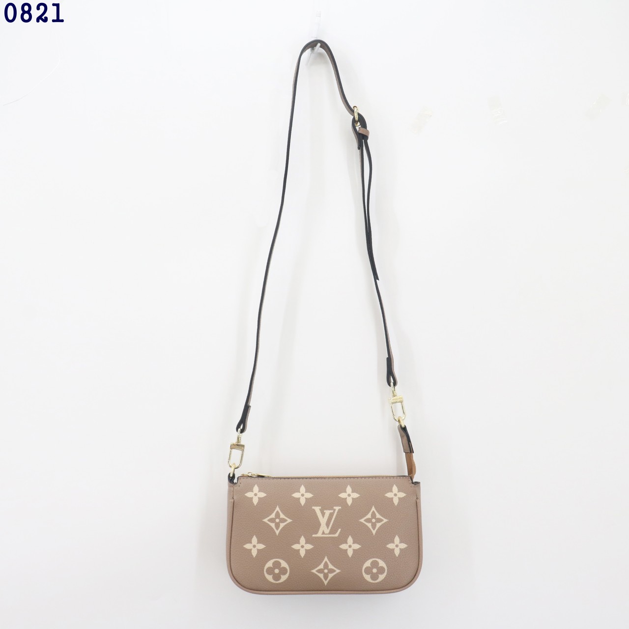 루이비통 미니 포쉐트 숄더백 베이지 view 17