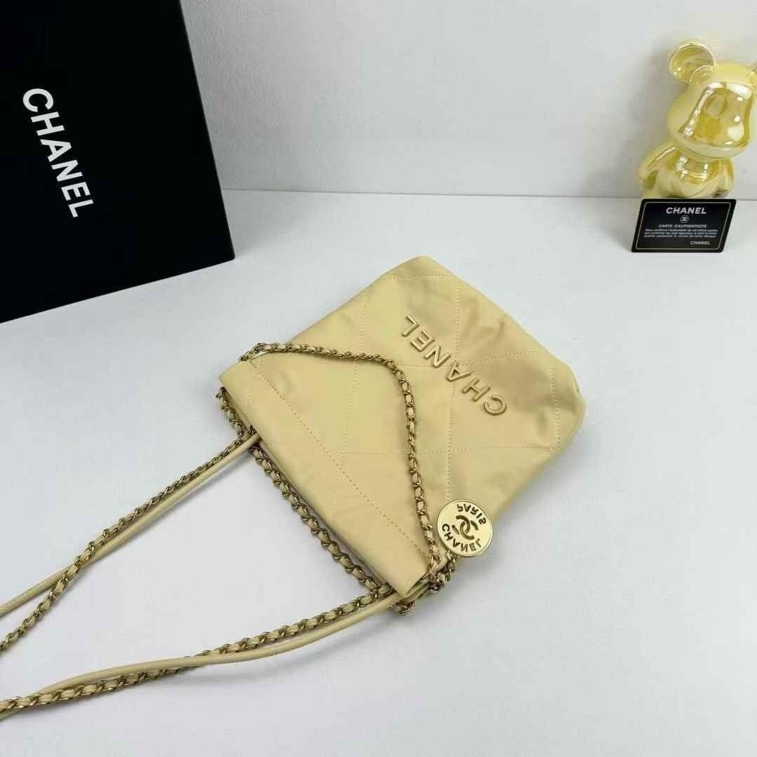 샤넬 22백 미니 view 4