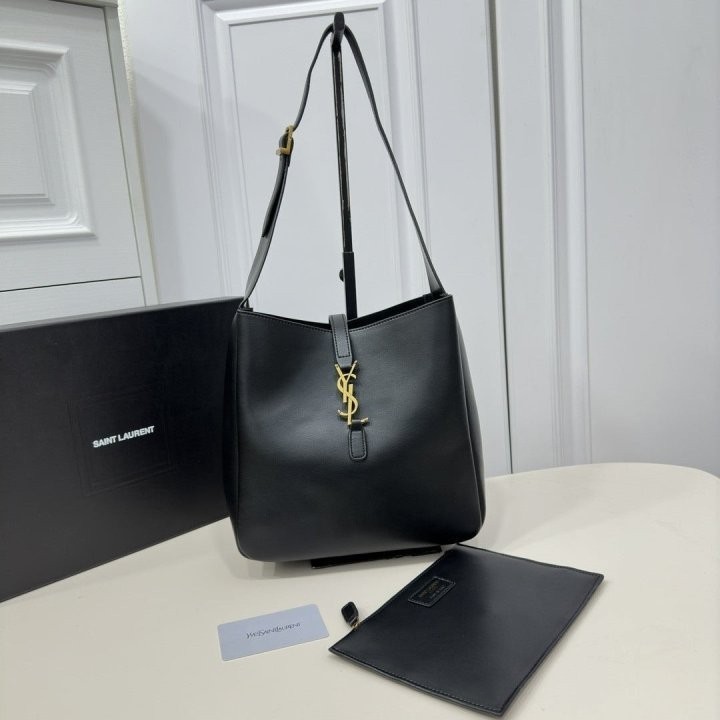 생로랑 호보 스몰(소) 숄더백 