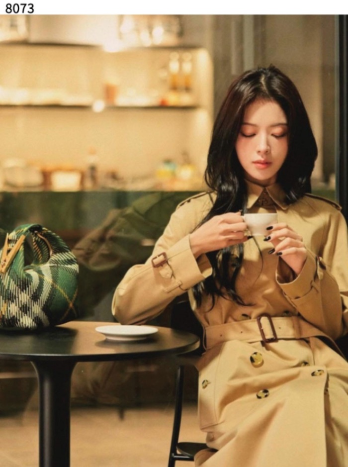 버버리 [BURBERRY] 수입프리미엄급 미니 페그 더플 백  view 3