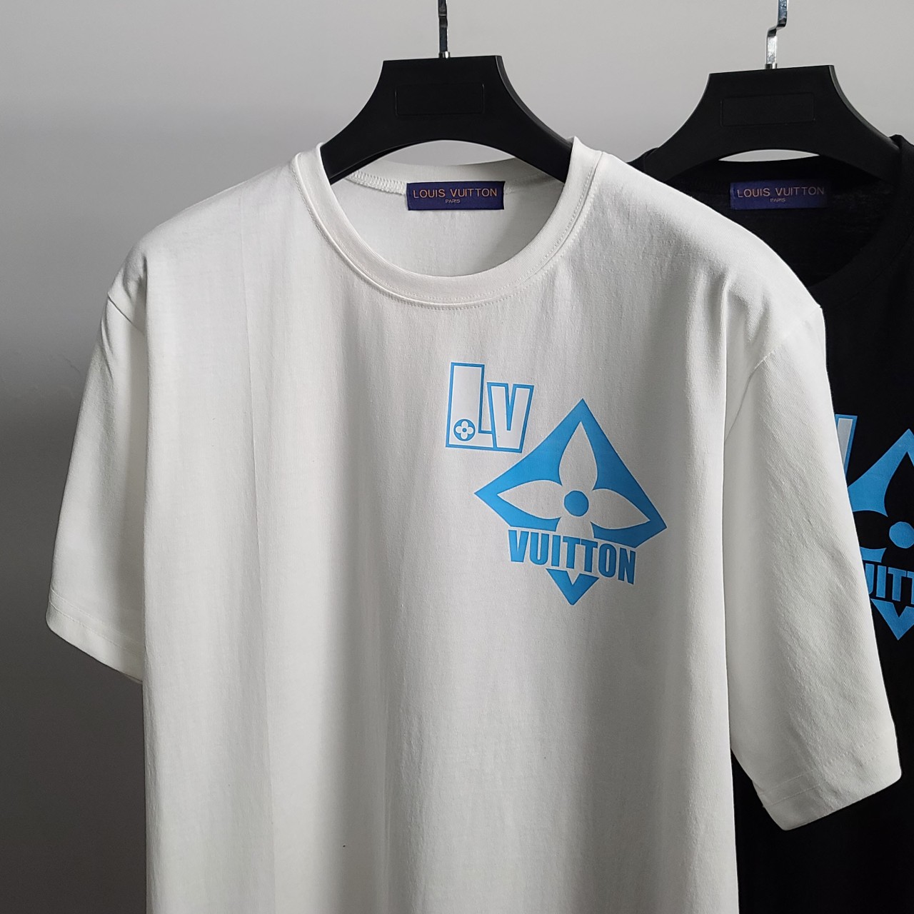 루이비통 블루로고 코튼 반팔티 view 3