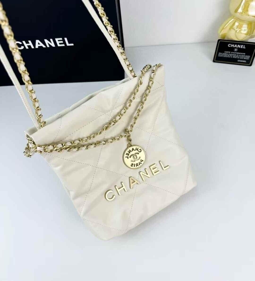 샤넬 22백 미니 view 6