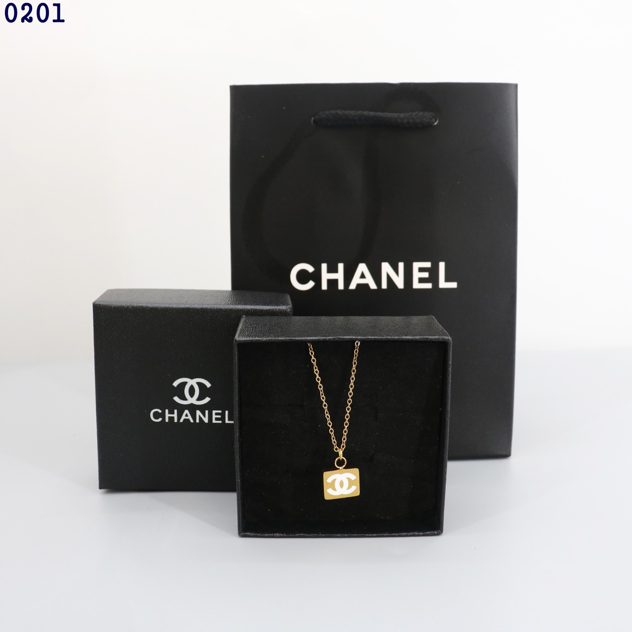 👹샤넬 화이트로고 골드 목걸이 👹