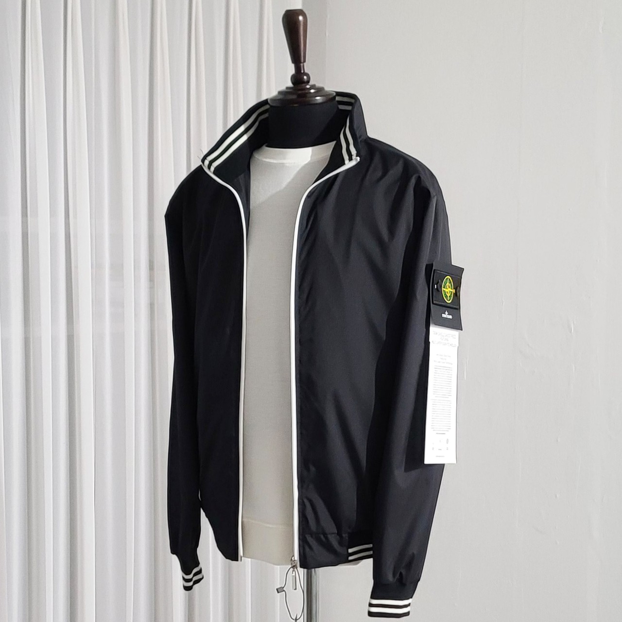 스톤 로고패치 라인 자켓 view 5