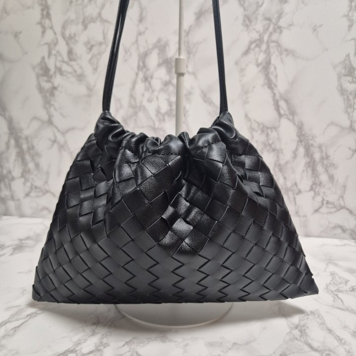 보테가베네타 더스트백