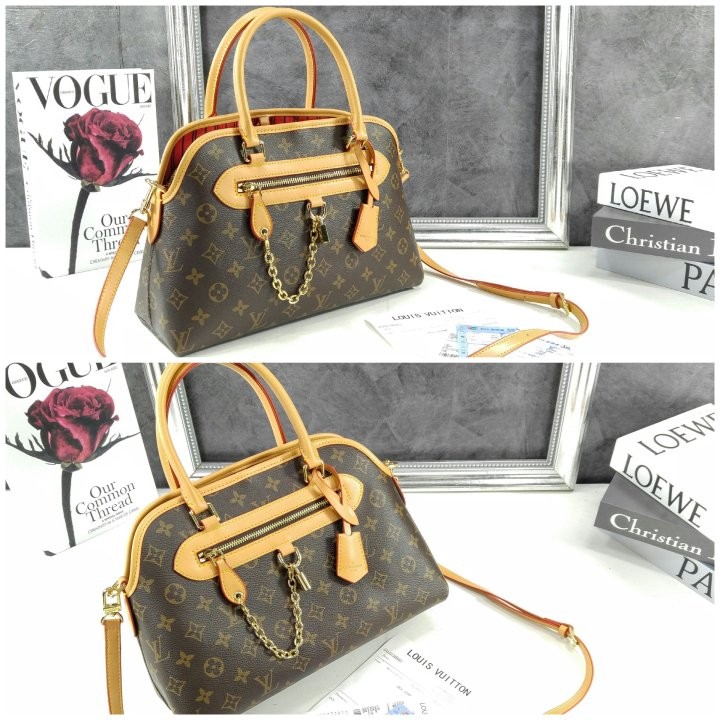 루이비통 M15208 에버 모어 PM (Ever More PM) view 17