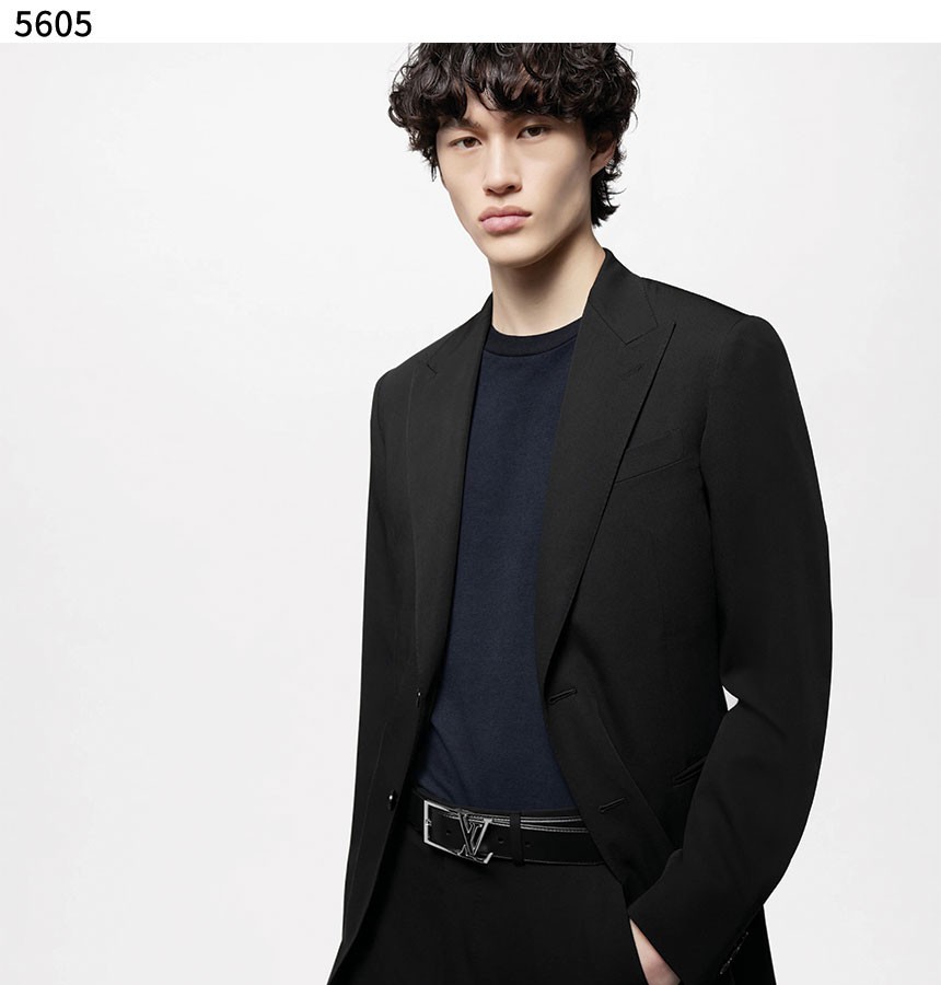 루이비통 [LOUIS VUITTON] 수입프리미엄급 LV 스카이라인 벨트 정품급 신상 입고