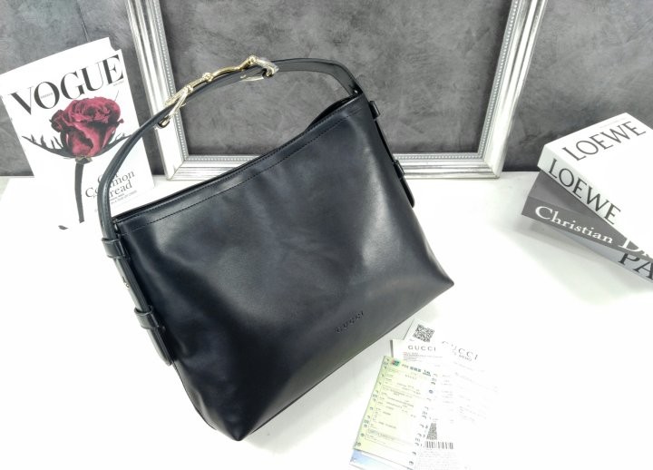 구찌 베아트릭스 미디엄 토트백 view 11