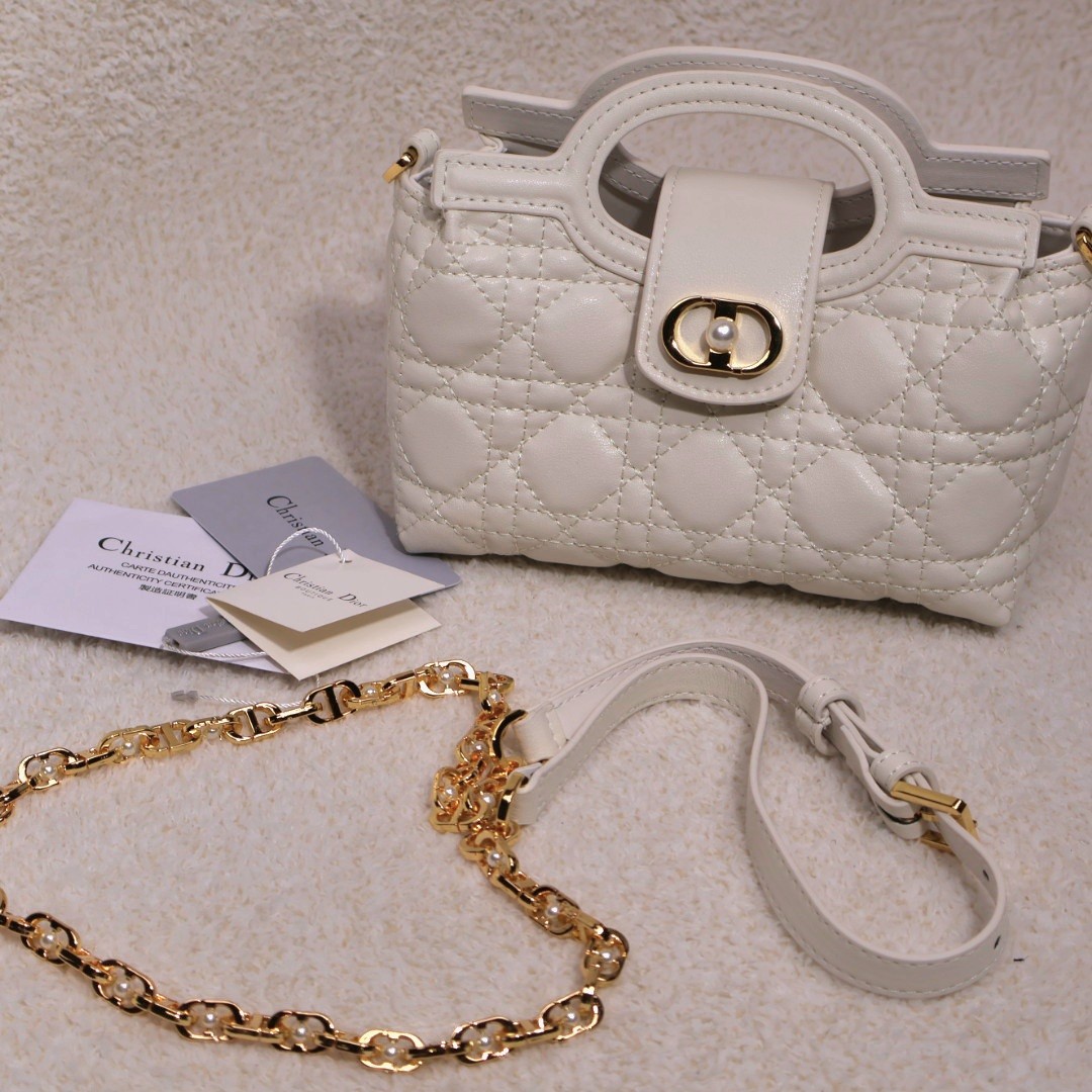 디올 졸리(Jolie) 탑핸들 미니 체인백