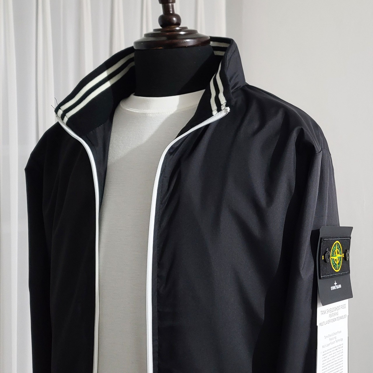 스톤 로고패치 라인 자켓 view 9