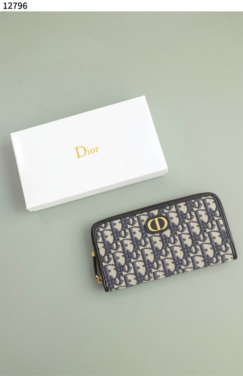 #디올 [Christian Dior] 30 Montaigne Voyageur 슬림 지갑신상입고💢 