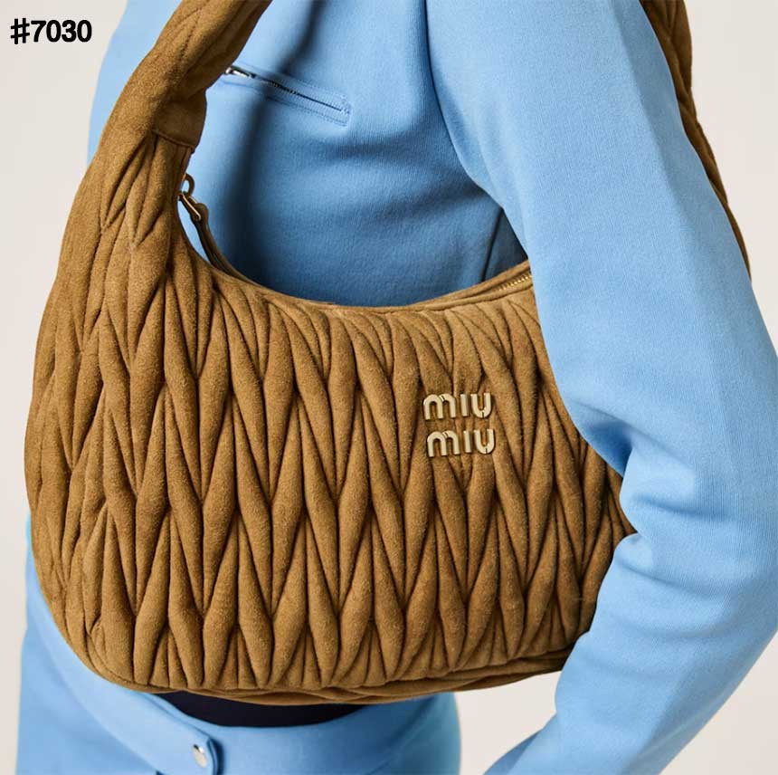 미우미우 완더 마테라쎄 스웨이드 백