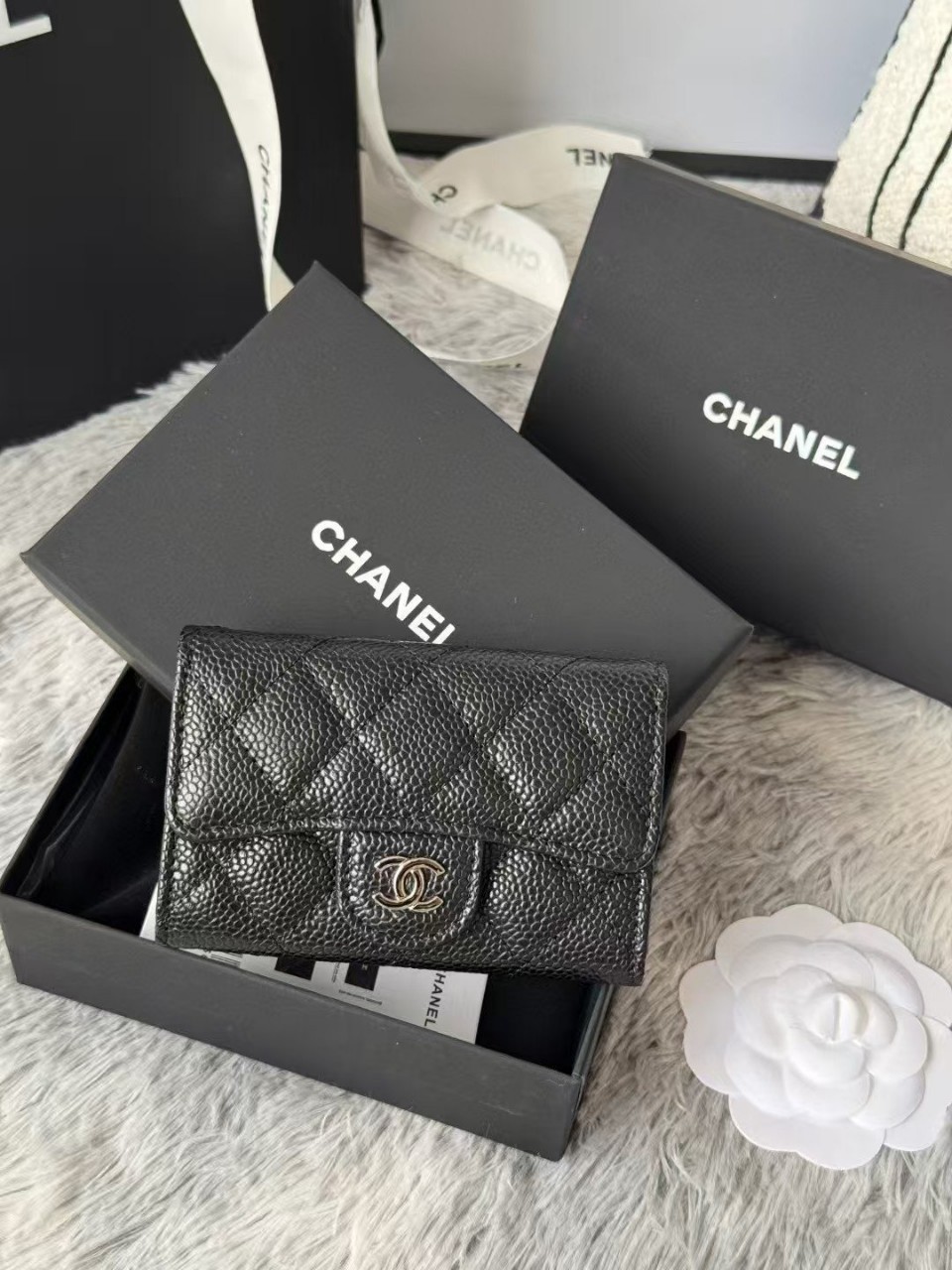 샤넬 플랩 카드 지갑