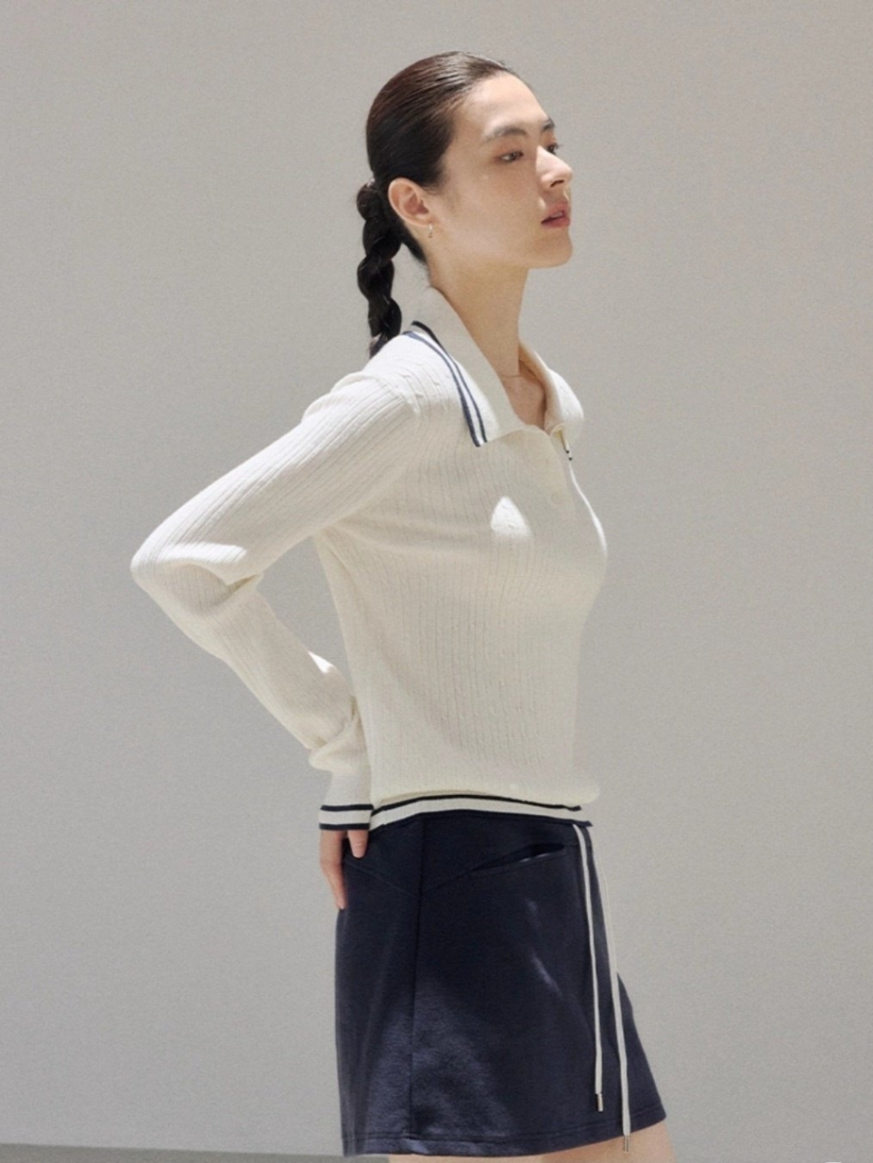 로에베 심라인 포인트 니트 카라 view 8