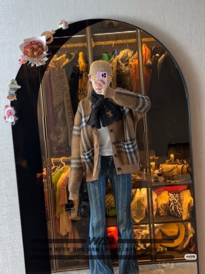 LOUISVUITTON] 꽈베기 자수 로고 진브라운 머플러