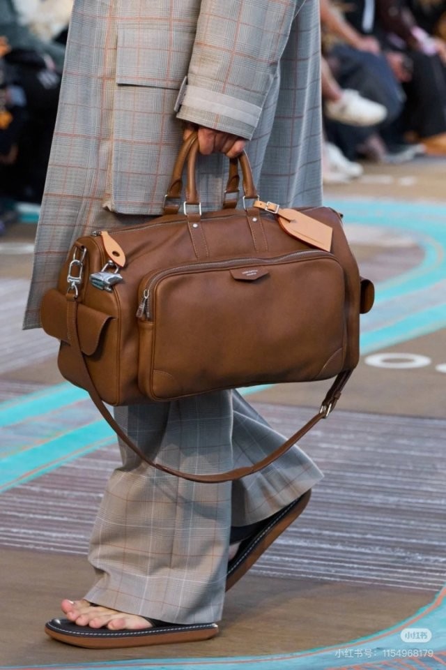 NEW 2026 LV 키폴 신상 50