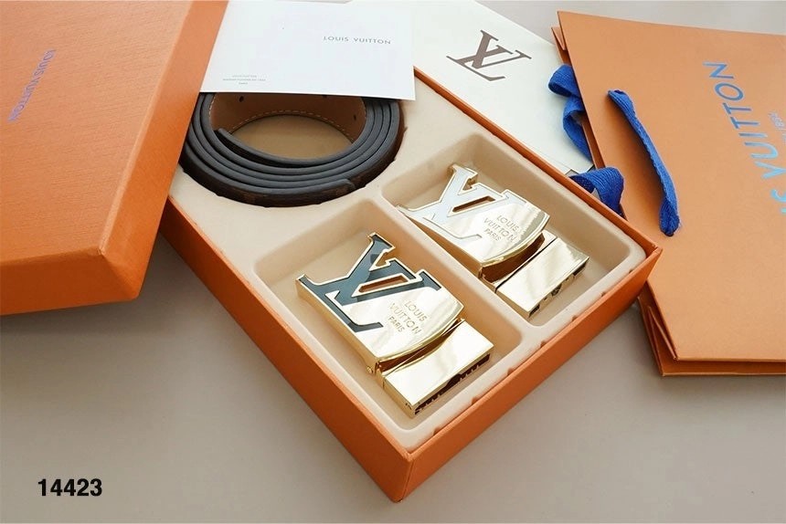 LOUIS VUITTON] 루이비통 LV 에폭시 투버클 벨트셋