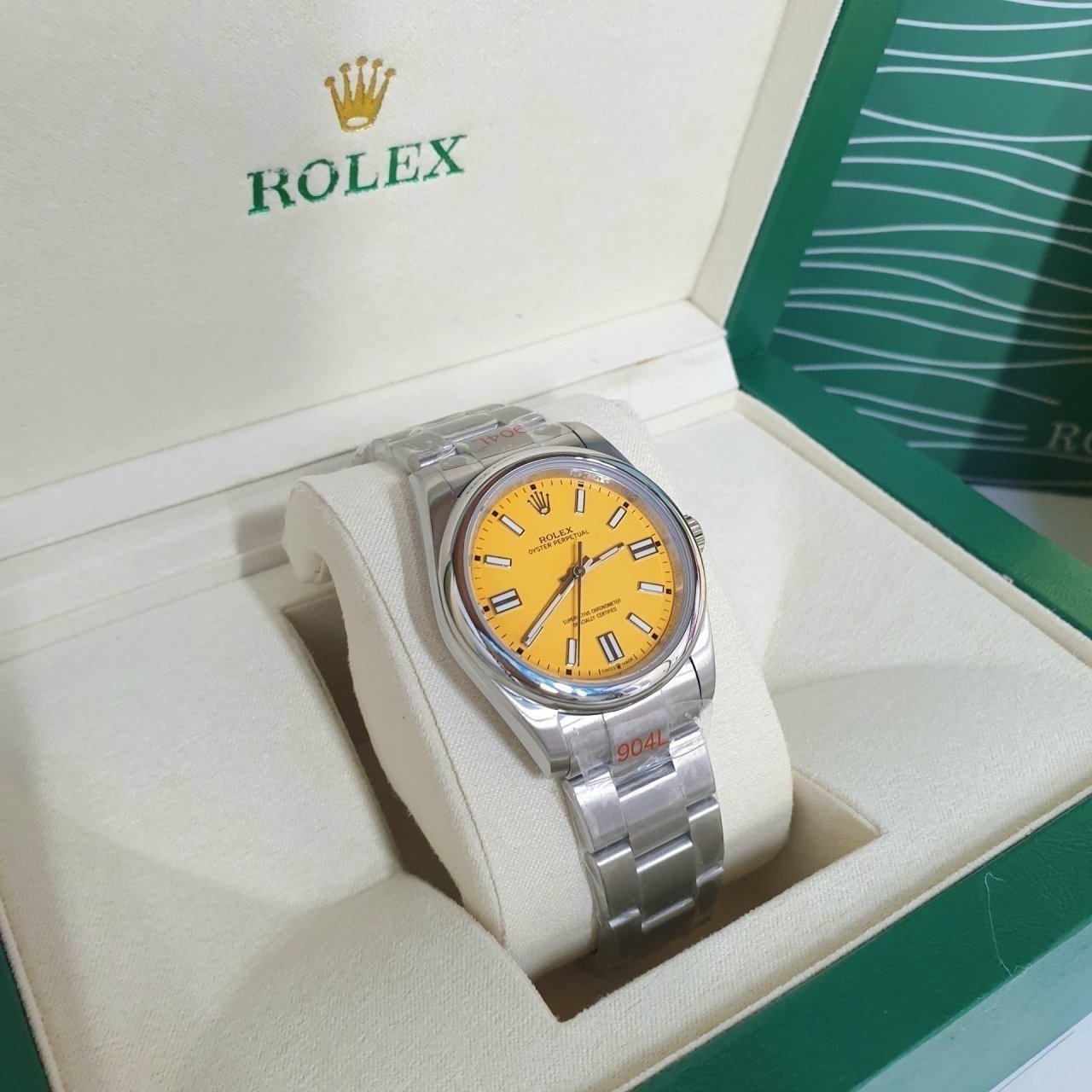 롤렉스 오이스터 퍼페츄얼 옐로우