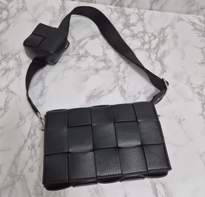 보테가베네타 카세트백