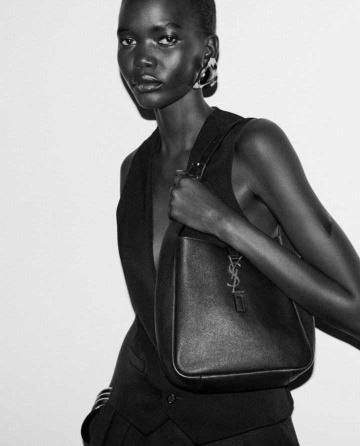 입생로랑 아이코닉 5 À 7 view 6