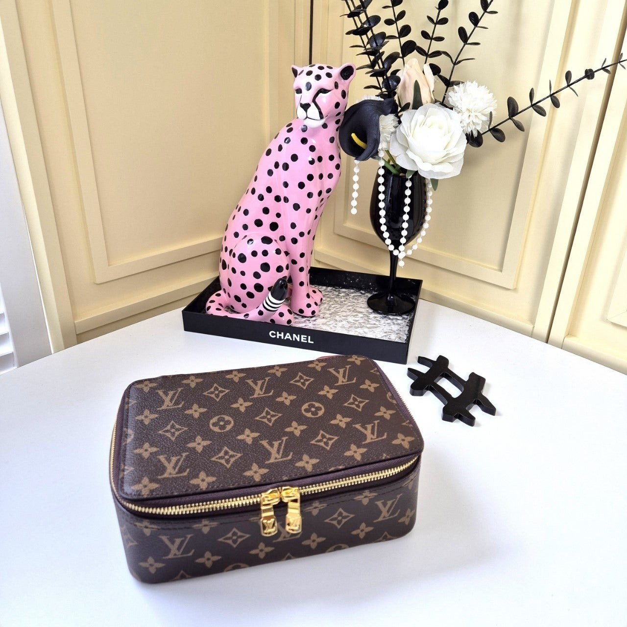 루이비통 패킹 큐브 뷰티 파우치 MM