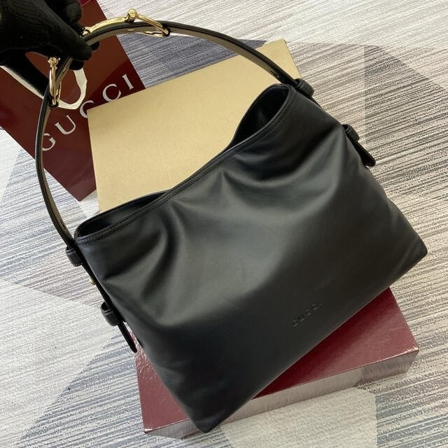 구찌 베아트릭스 미디엄 토트백