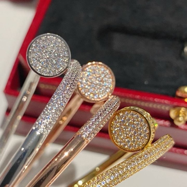 저스트 앵 끌루 올다이아 포인트 팔찌