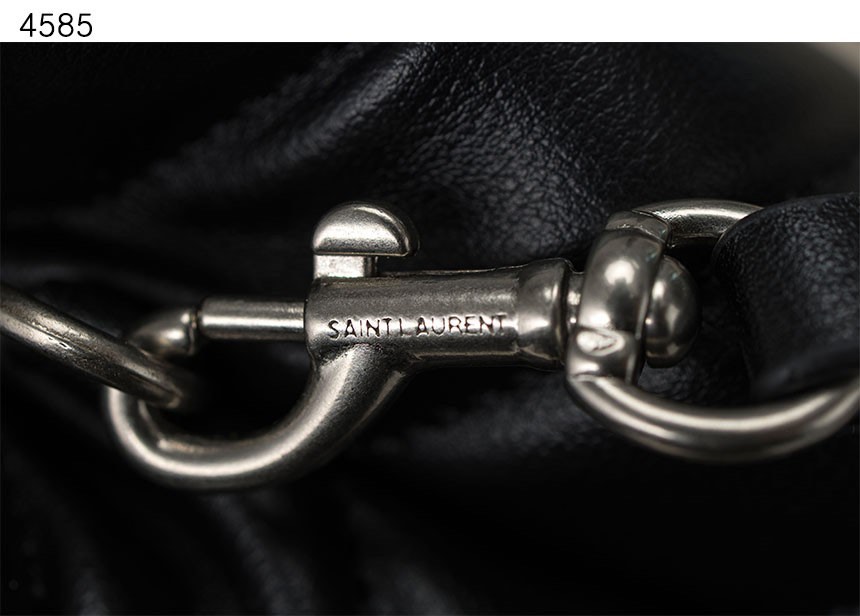 입생로랑 [YSL] 수입프리미엄급 생로랑 Y 퀼트 처리된 가죽 소재의 루루 토이백 view 10