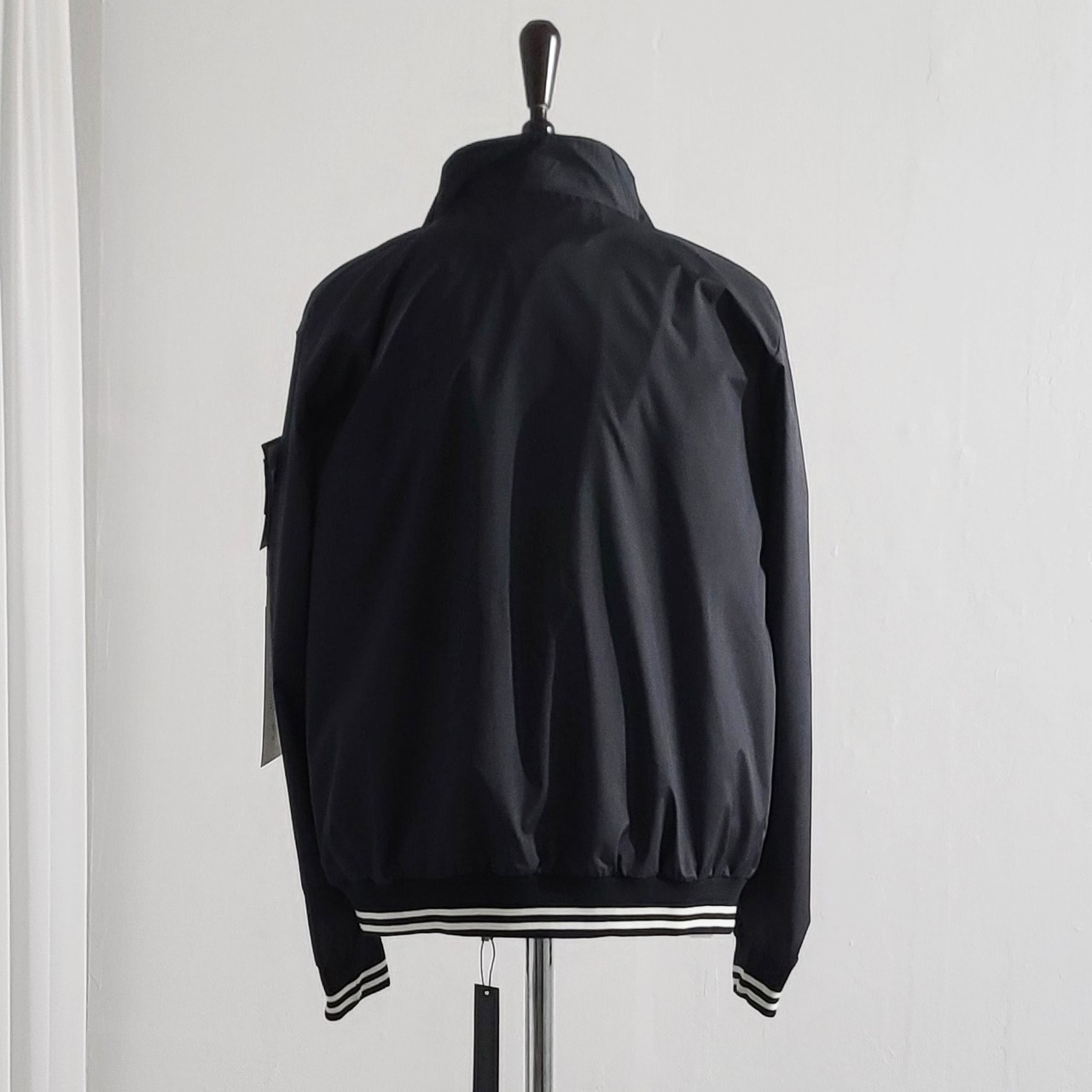 스톤 로고패치 라인 자켓 view 8