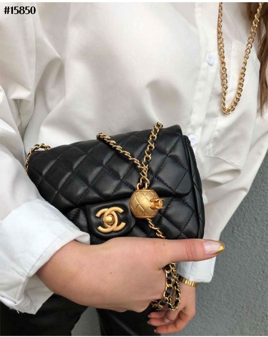 샤넬 클래식 까멜리아 골드볼 쁘띠삭