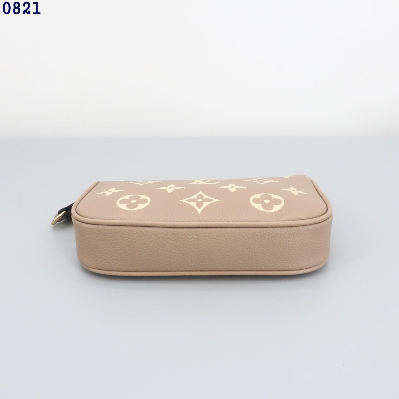 루이비통 미니 포쉐트 숄더백 베이지 view 4