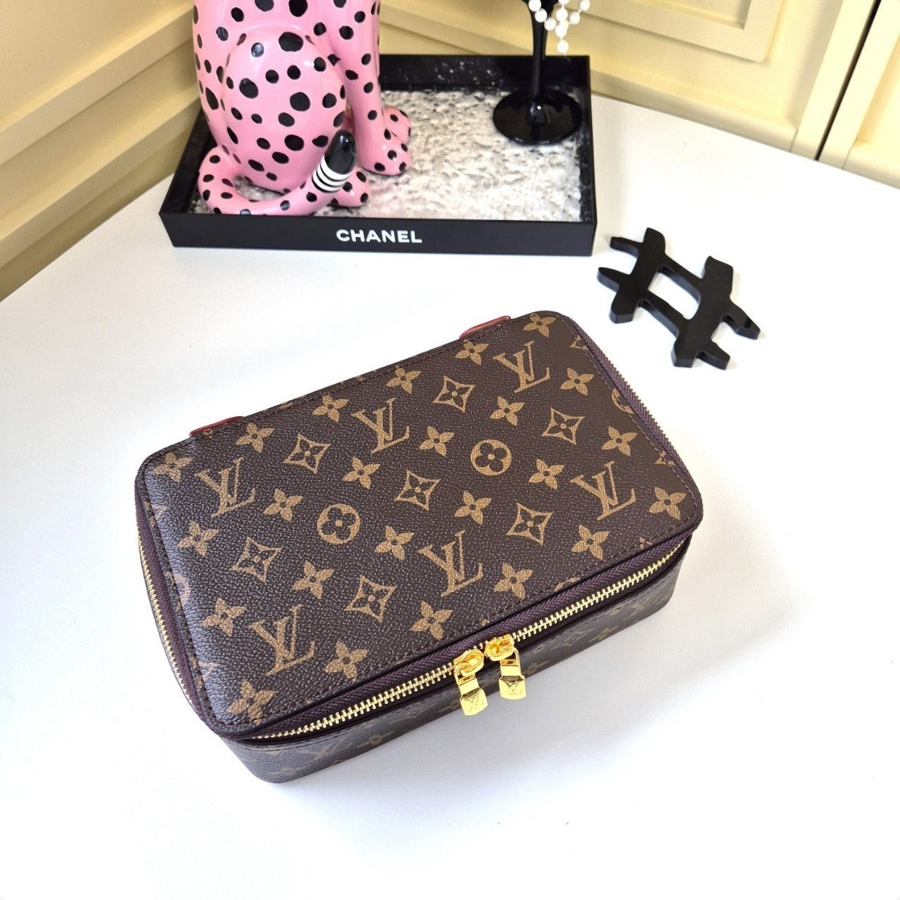 루이비통 패킹 큐브 뷰티 파우치 MM view 5