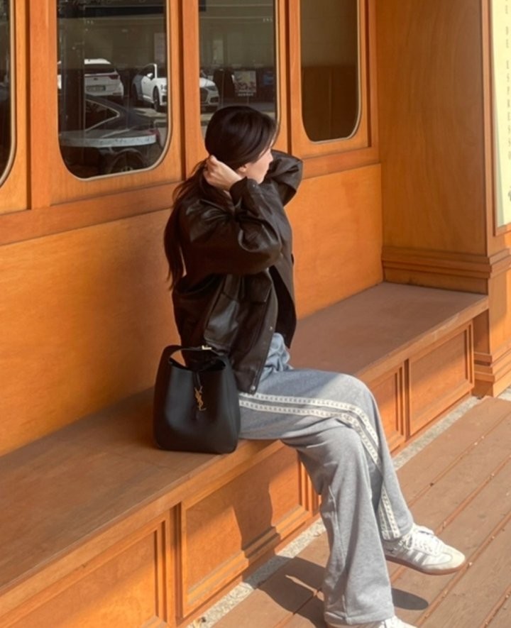 입생로랑 아이코닉 5 À 7 view 2