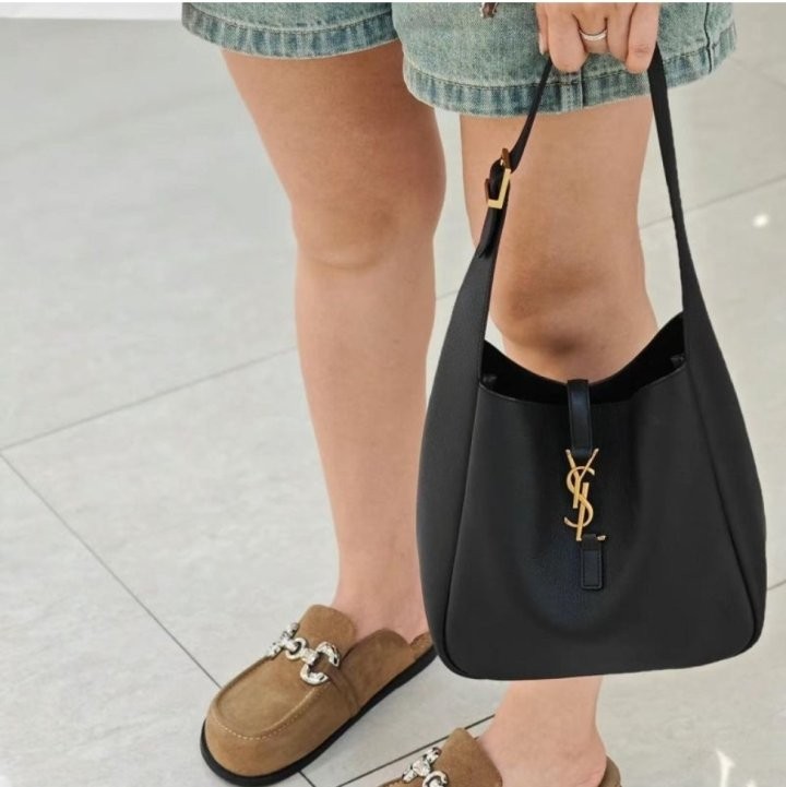 아이코닉 5 À 7.