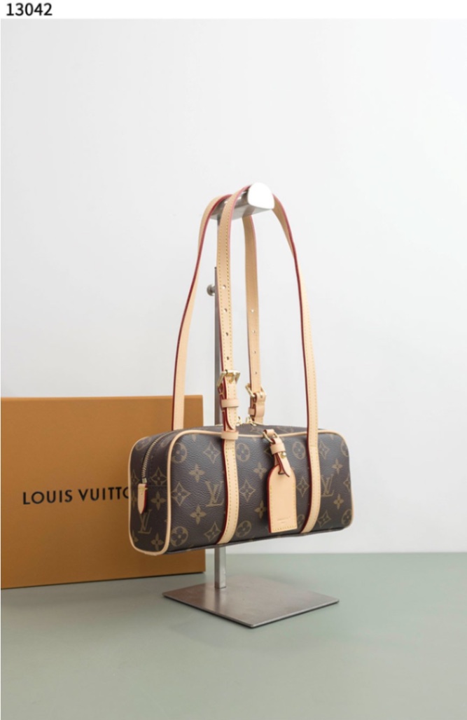루이비통 [Louis Vuitton] 행 온  모노그램 핸드백 신상입고 view 7