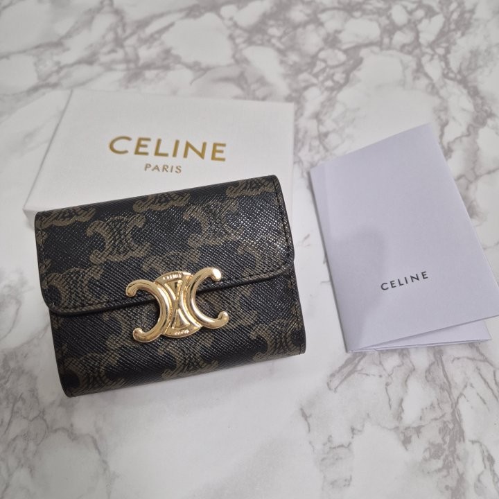 셀린느 트리오페 동전 컴팩트 지갑