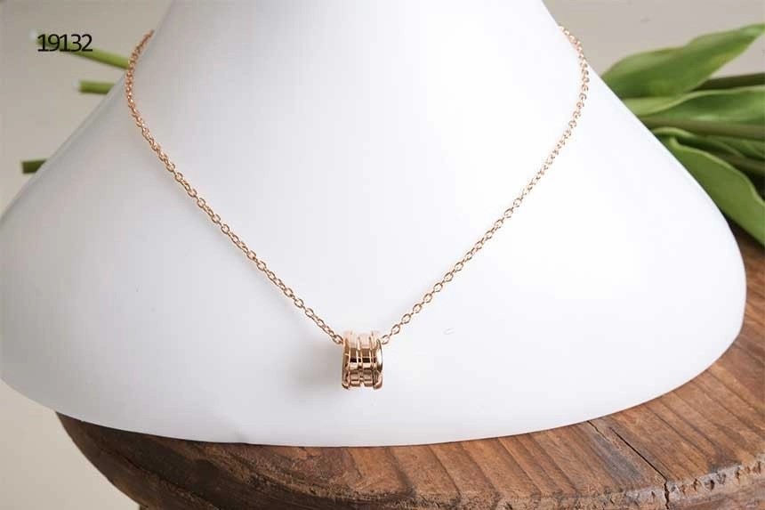 불가리 비제로원 네크리스