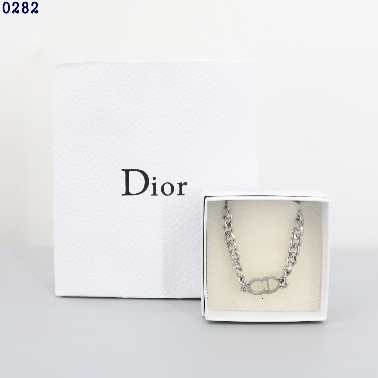 디올 볼드체인 로고 목걸이