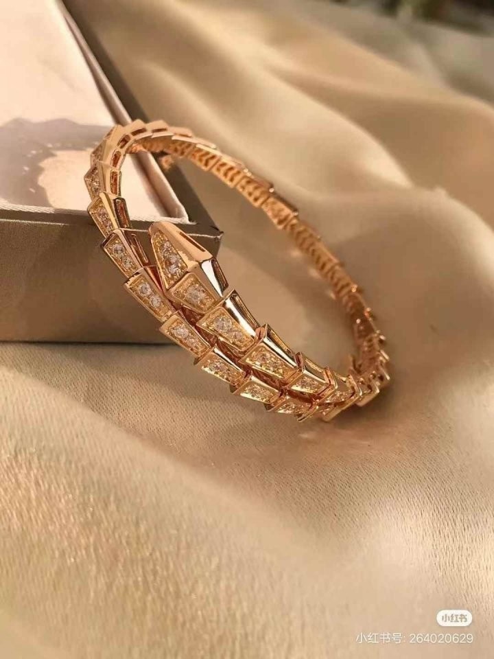 불가리 세르펜티 바이퍼 브레이슬릿