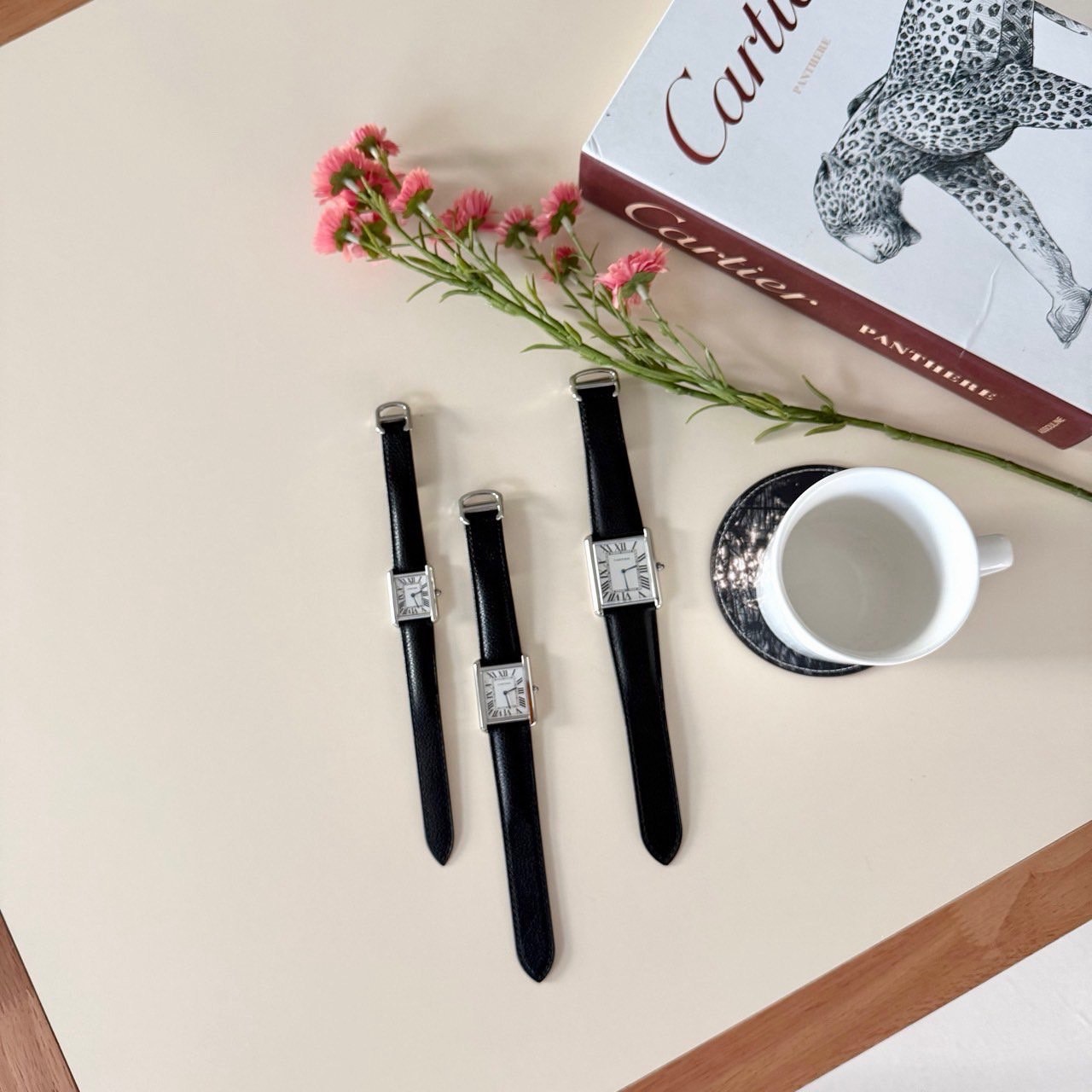 까르띠에 탱크솔로 시계