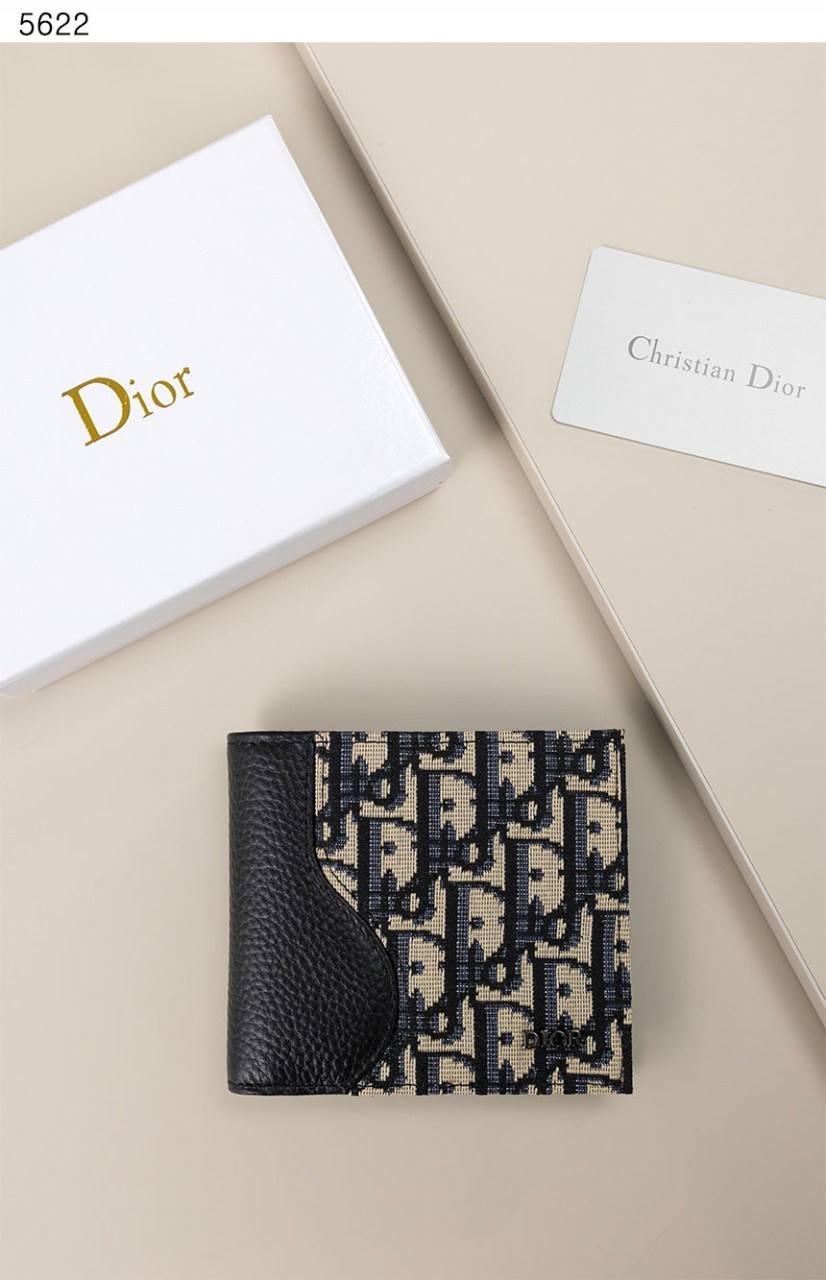 #디올 [Christian Dior] 수입프리미엄급 SADDLE 지갑 신상 입고💢 