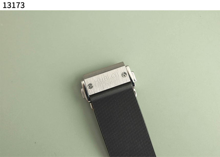 위블로 [Hublot] 클래식 퓨전 오리지널 티타늄 신상입고 view 9