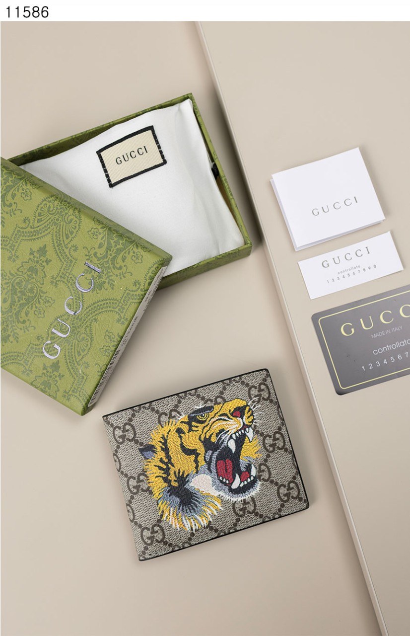 #구찌 [GUCCI] 수입프리미엄급 GG 슈프림 타이거 반지갑 신상 입고💢 