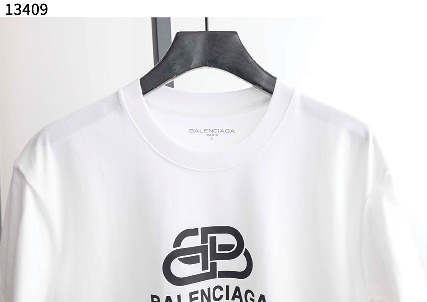 발렌시아가 [BALENCIAGA] BB 로고 남자 반팔티셔츠 레귤러핏  view 6