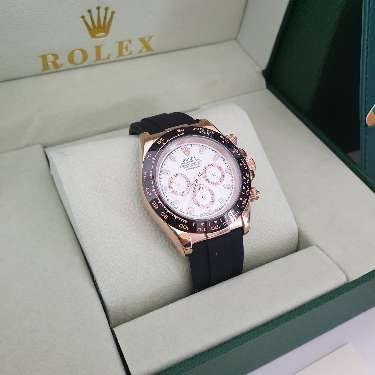 롤렉스 데이토나 흰판 금장 러버밴드 시계