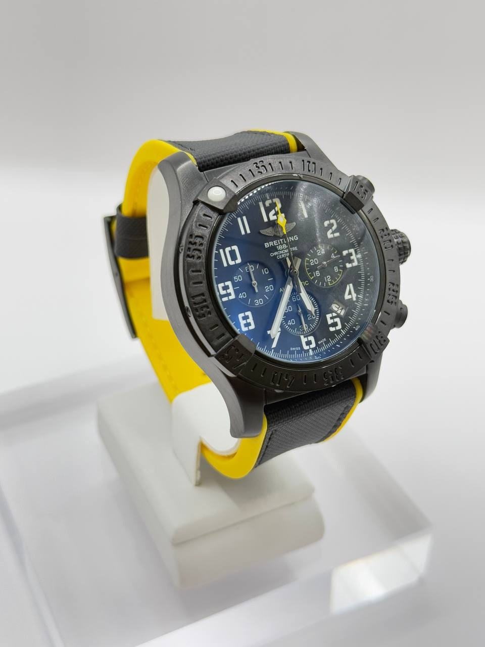 브라이틀링 어벤져 허리케인 워치 BS05 