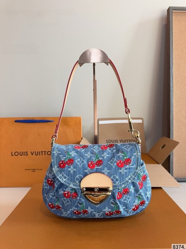 루이비통 데님 선셋 숄더백 