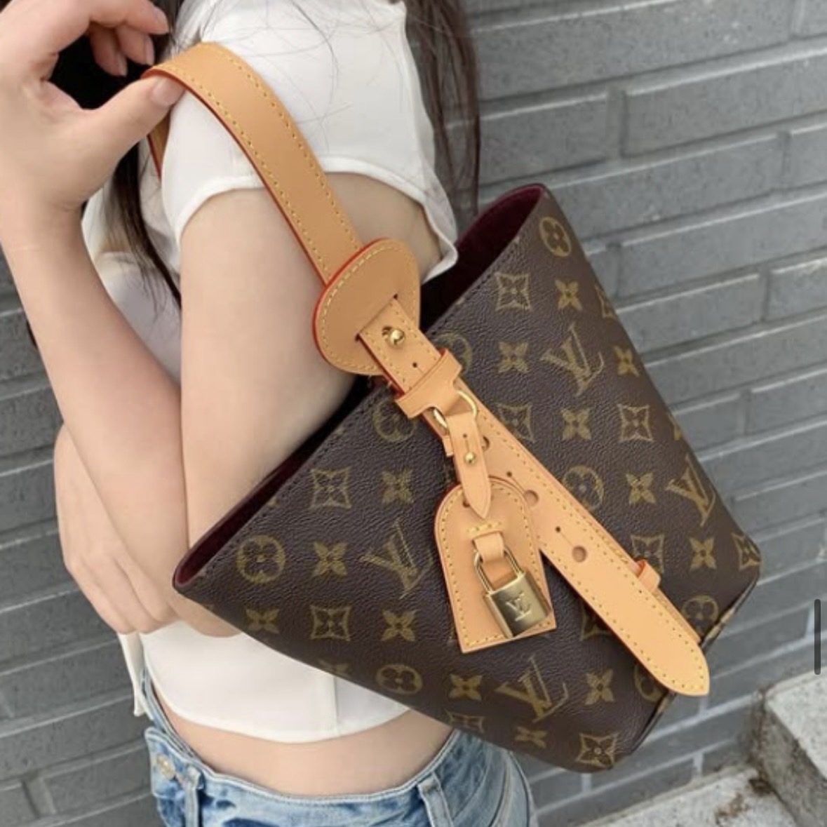 루이비통 올인BB